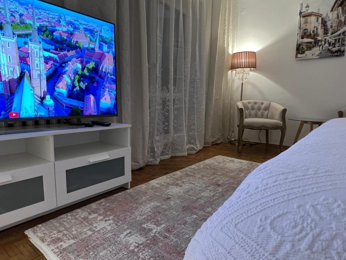 Louis & Elza Old Town Romantic Apartments 브로츠와프 외부 사진