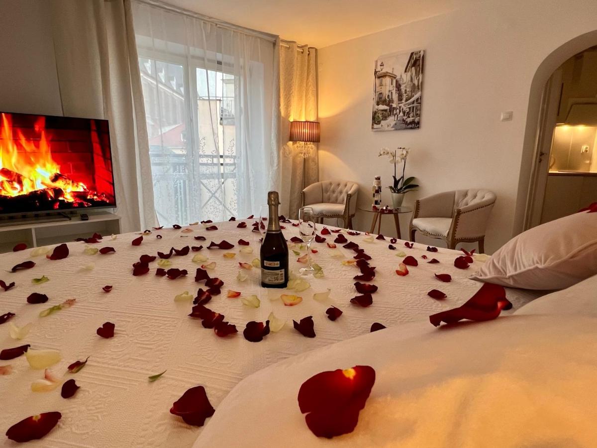 Louis & Elza Old Town Romantic Apartments 브로츠와프 외부 사진